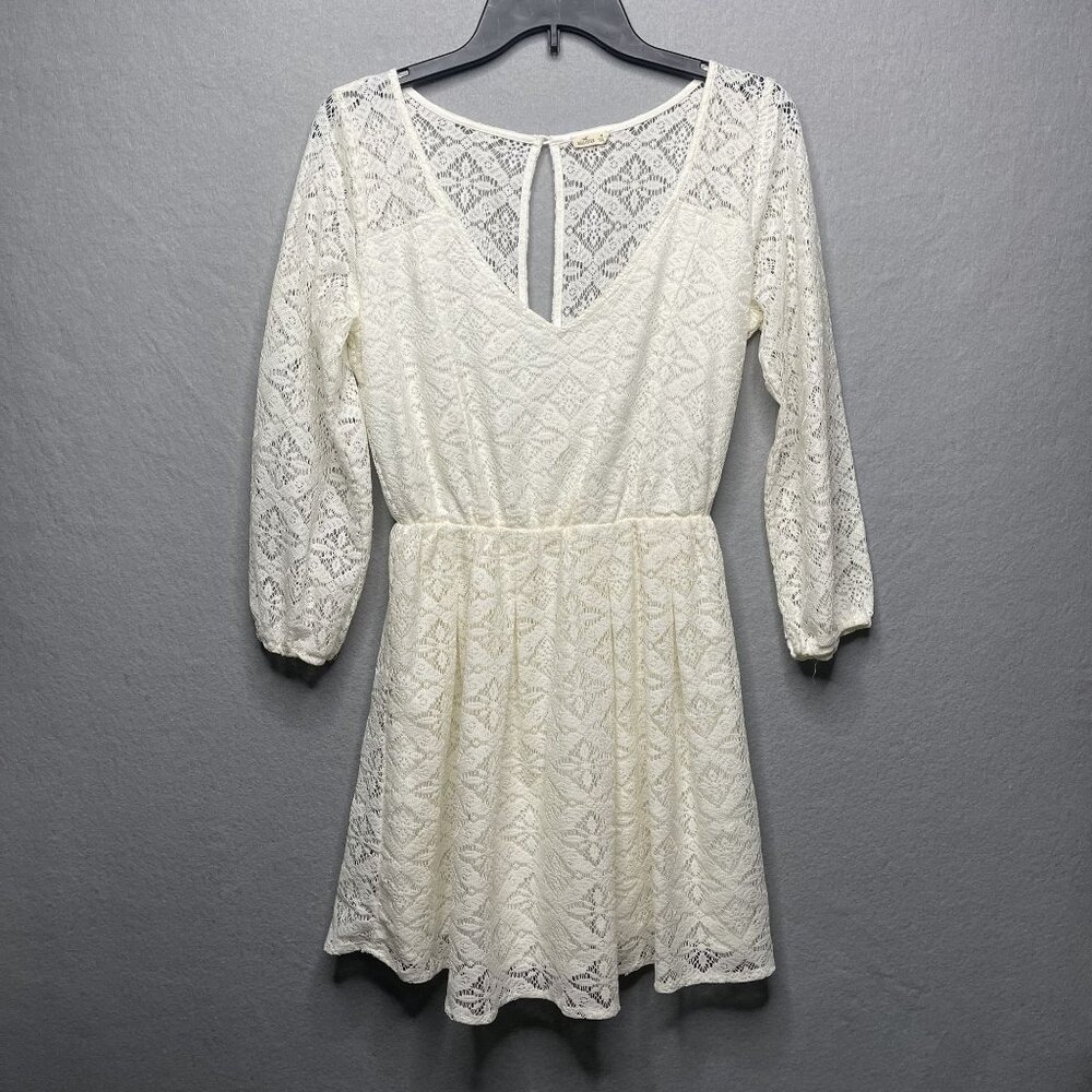 Hollister Lace Dress White Medium V Neck Lined